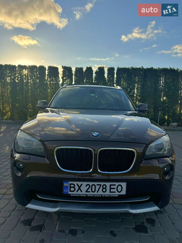 Внедорожник / Кроссовер BMW X1 2010 в Дунаевцах