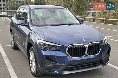 Внедорожник / Кроссовер BMW X1 2020 в 