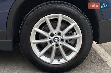 Внедорожник / Кроссовер BMW X1 2020 в 