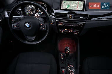 Внедорожник / Кроссовер BMW X1 2020 в 