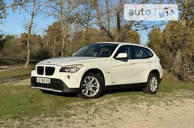 Позашляховик / Кросовер BMW X1 2010 в Києві