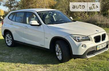 Позашляховик / Кросовер BMW X1 2010 в Києві