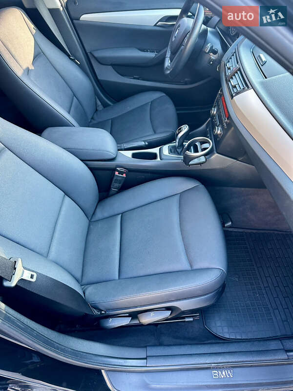 Внедорожник / Кроссовер BMW X1 2014 в Бердичеве