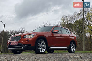 Внедорожник / Кроссовер BMW X1 2014 в Бурштыне