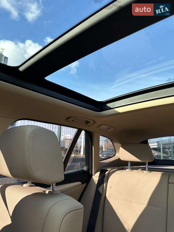 Внедорожник / Кроссовер BMW X1 2012 в Киеве