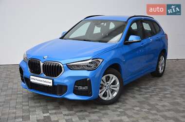 Внедорожник / Кроссовер BMW X1 2022 в Киеве