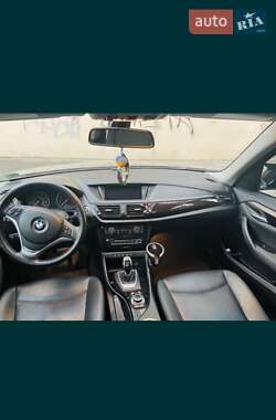 Внедорожник / Кроссовер BMW X1 2013 в 