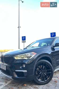 Внедорожник / Кроссовер BMW X1 2016 в Тернополе