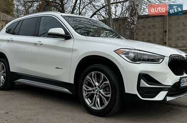 Позашляховик / Кросовер BMW X1 2017 в Одесі