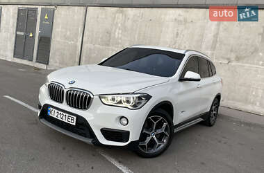 Внедорожник / Кроссовер BMW X1 2016 в Киеве