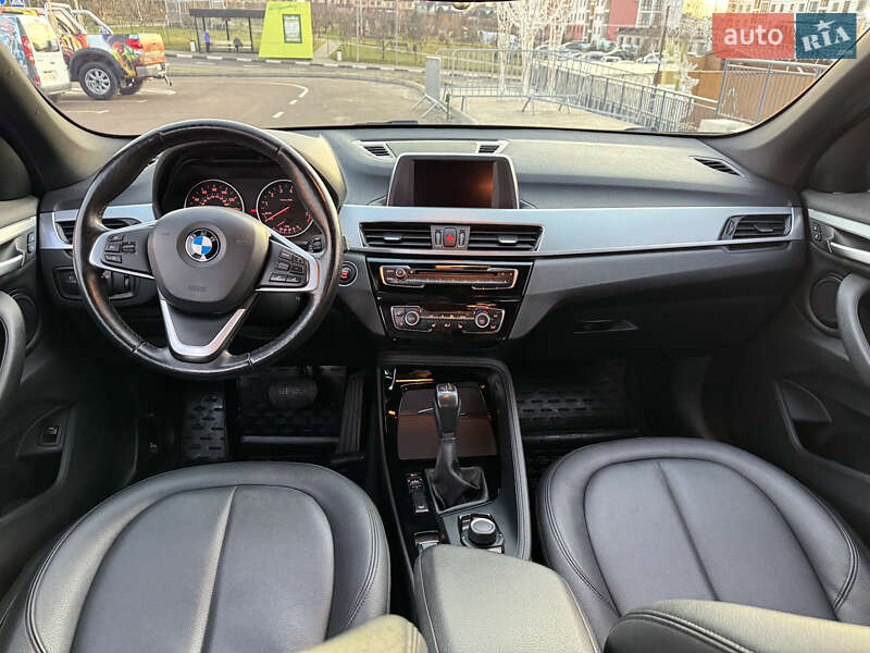 Внедорожник / Кроссовер BMW X1 2016 в Ровно