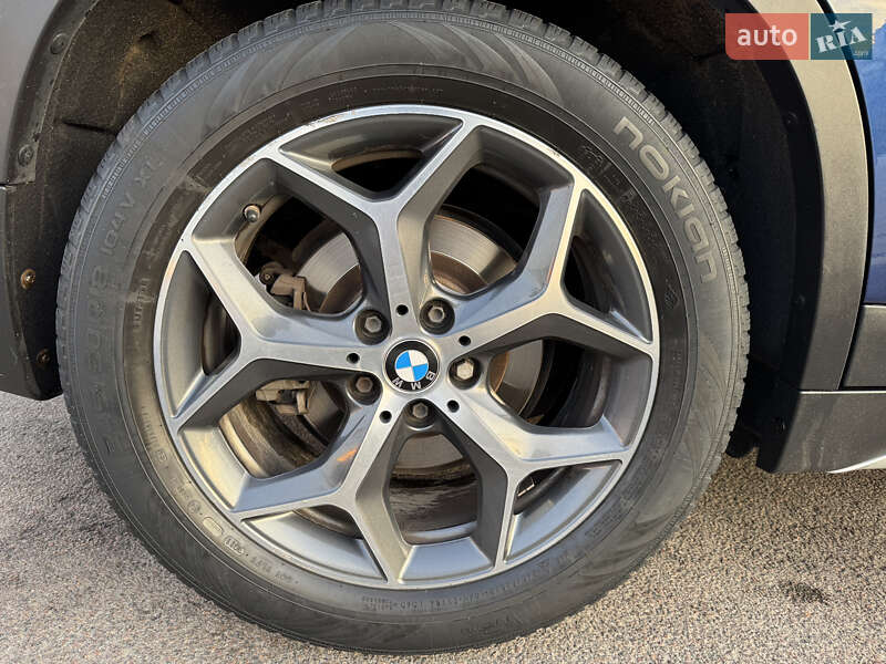 Внедорожник / Кроссовер BMW X1 2016 в Ровно