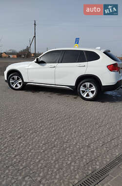 Внедорожник / Кроссовер BMW X1 2010 в Львове