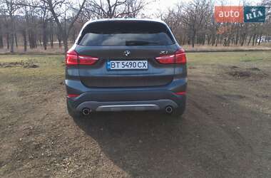 Внедорожник / Кроссовер BMW X1 2016 в Николаеве