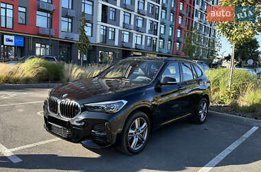 Позашляховик / Кросовер BMW X1 2022 в Києві