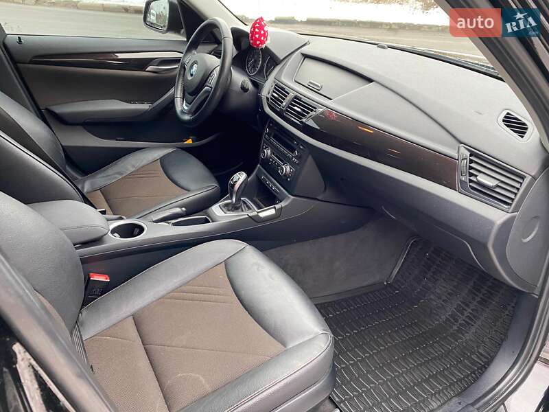 Позашляховик / Кросовер BMW X1 2014 в Луцьку