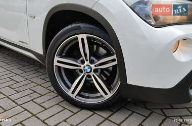 Внедорожник / Кроссовер BMW X1 2010 в 
