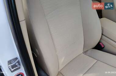 Внедорожник / Кроссовер BMW X1 2010 в 
