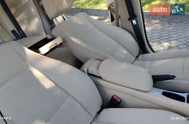 Внедорожник / Кроссовер BMW X1 2010 в 