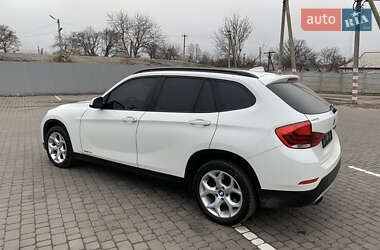 Внедорожник / Кроссовер BMW X1 2015 в Кременчуге