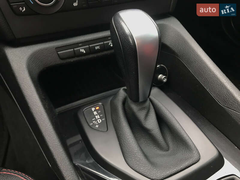 Внедорожник / Кроссовер BMW X1 2010 в Львове