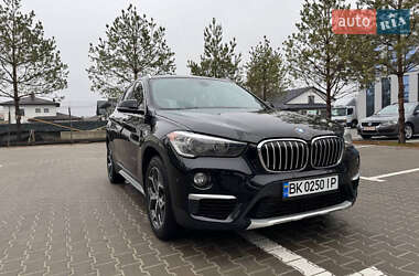 Позашляховик / Кросовер BMW X1 2017 в Києві