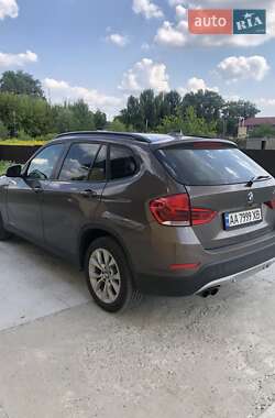 Внедорожник / Кроссовер BMW X1 2013 в Киеве