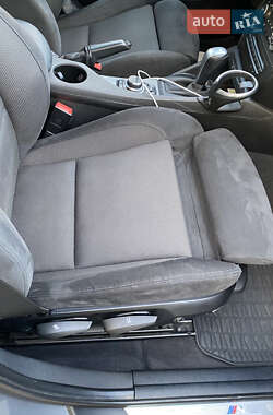 Внедорожник / Кроссовер BMW X1 2012 в 
