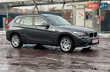 Внедорожник / Кроссовер BMW X1 2015 в Ровно