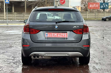 Внедорожник / Кроссовер BMW X1 2015 в Ровно