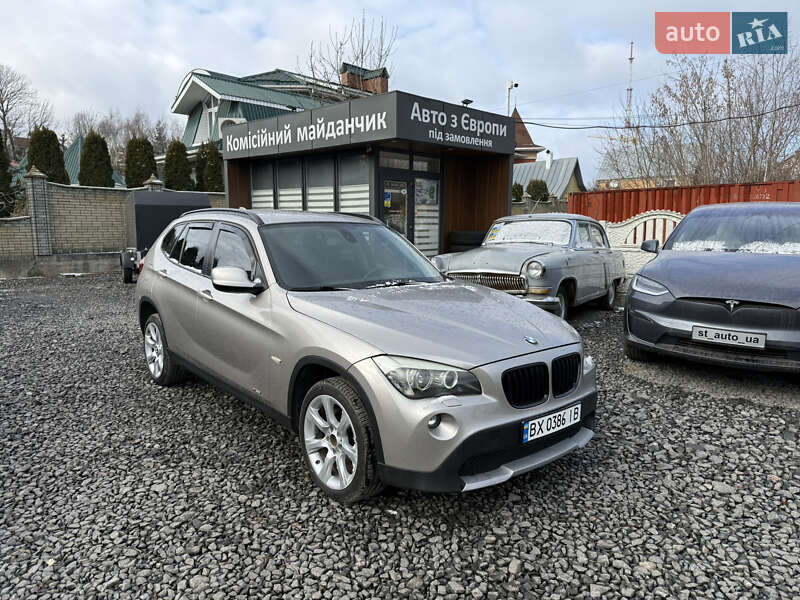 Внедорожник / Кроссовер BMW X1 2010 в Хмельницком