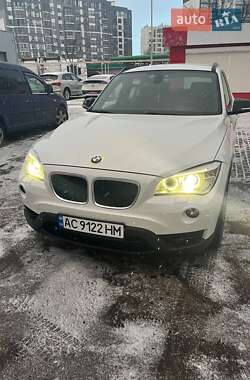 Внедорожник / Кроссовер BMW X1 2013 в Луцке