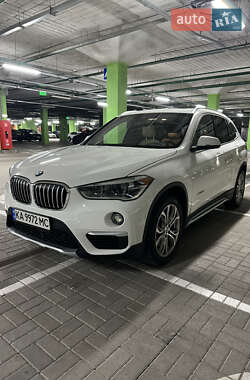 Позашляховик / Кросовер BMW X1 2016 в Києві