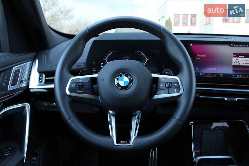 Внедорожник / Кроссовер BMW X1 2023 в Киеве