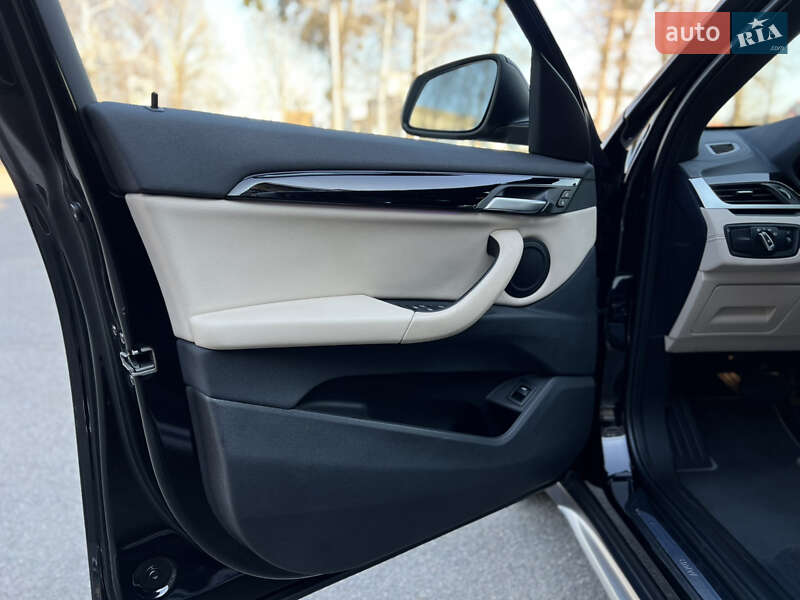 Позашляховик / Кросовер BMW X1 2021 в Києві