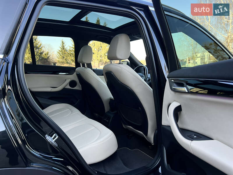 Позашляховик / Кросовер BMW X1 2021 в Києві