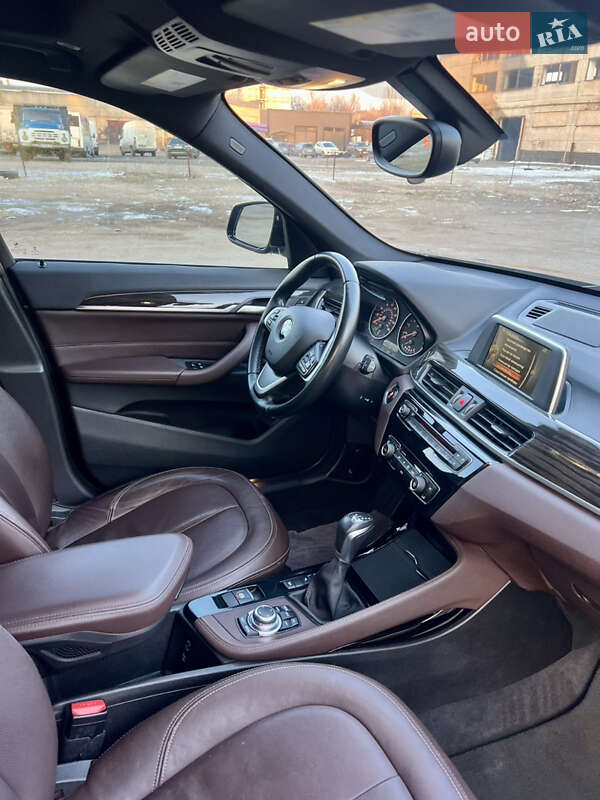 Позашляховик / Кросовер BMW X1 2016 в Кривому Розі