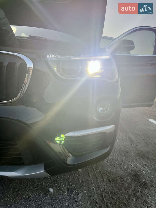 Позашляховик / Кросовер BMW X1 2016 в Кривому Розі