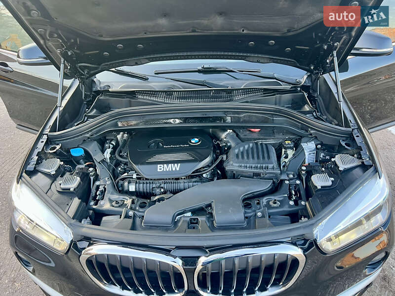 Позашляховик / Кросовер BMW X1 2016 в Кривому Розі