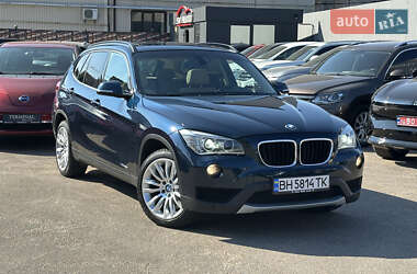 Внедорожник / Кроссовер BMW X1 2014 в 