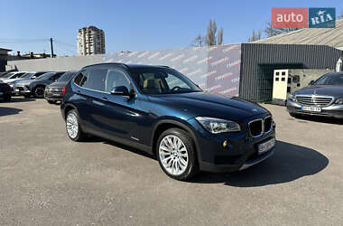 Внедорожник / Кроссовер BMW X1 2014 в 