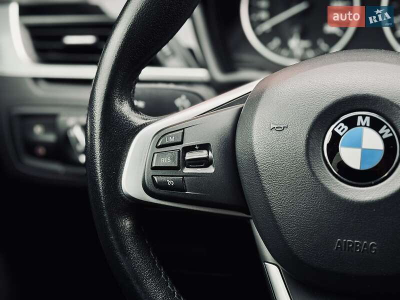 Внедорожник / Кроссовер BMW X1 2015 в Тернополе