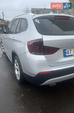 Внедорожник / Кроссовер BMW X1 2011 в Калуше