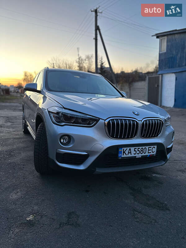 Внедорожник / Кроссовер BMW X1 2017 в Киеве