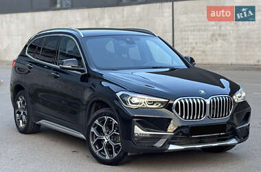 Внедорожник / Кроссовер BMW X1 2021 в Киеве