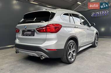 Позашляховик / Кросовер BMW X1 2017 в 