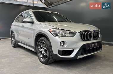 Позашляховик / Кросовер BMW X1 2017 в 