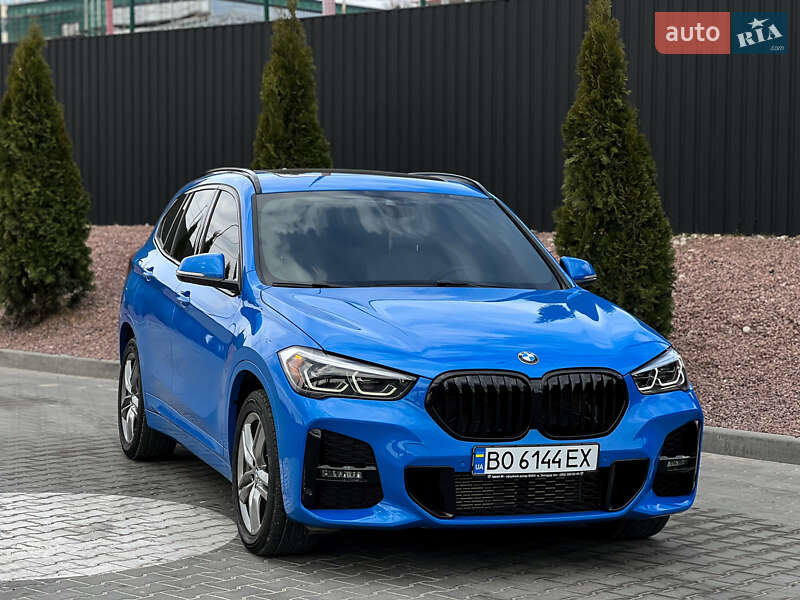 Внедорожник / Кроссовер BMW X1 2021 в Тернополе