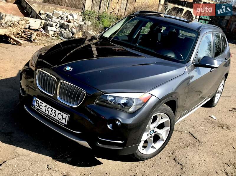 Внедорожник / Кроссовер BMW X1 2013 в 