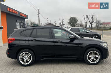 Внедорожник / Кроссовер BMW X1 2016 в 